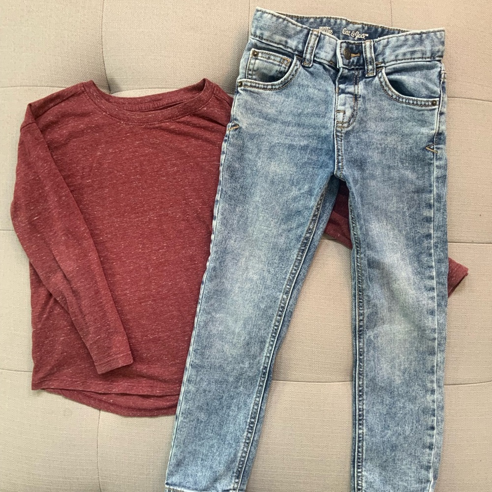 ❤️Cat & Jack Jeans + Long Sleeve Top💙